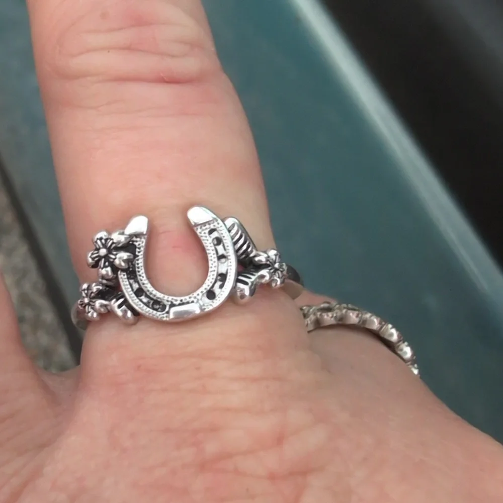 Ring - Picture 1 of 1